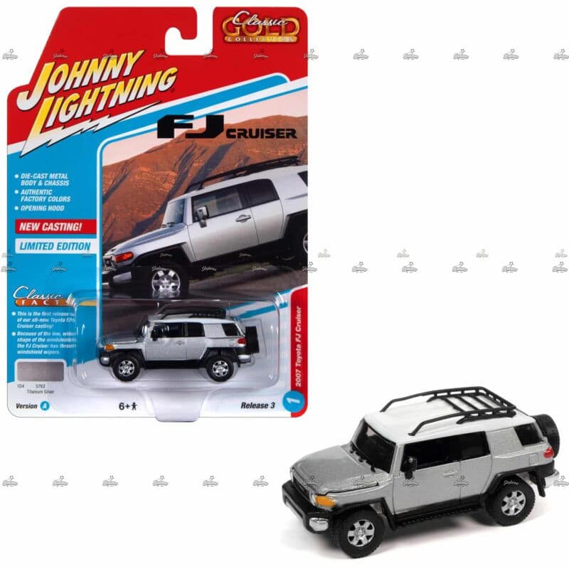Johnny Lightning   2007 Toyota FJ Cruiser   CLASSIC GOLD COLLECTION a